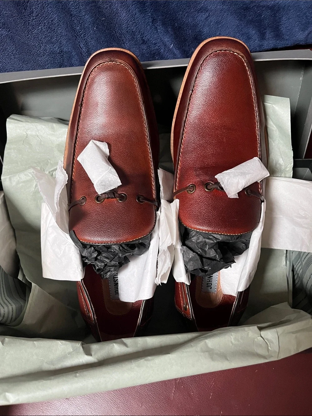 Johnston & Murphy Chestnut Brown Leather Penny Loafers